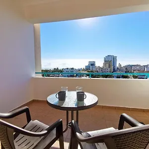 off-course-seaview-apartment.hotelsatayianapa.com/